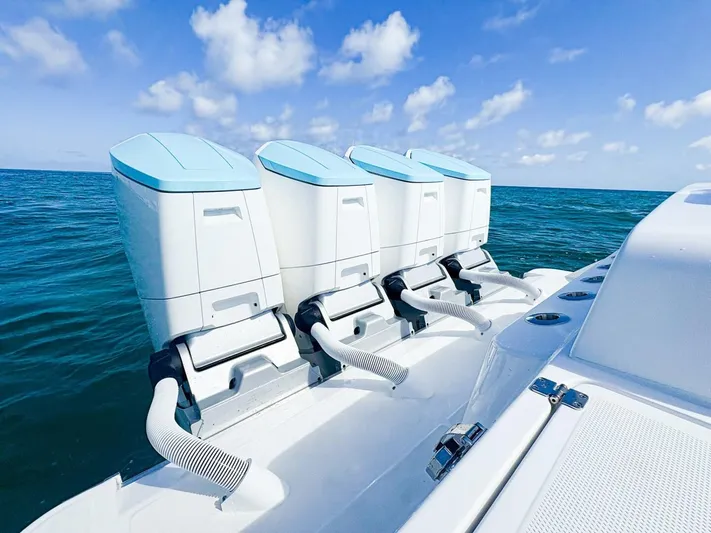  Yacht Photos Pics 2025 Hcb 53 Suenos Rxv - Image 6