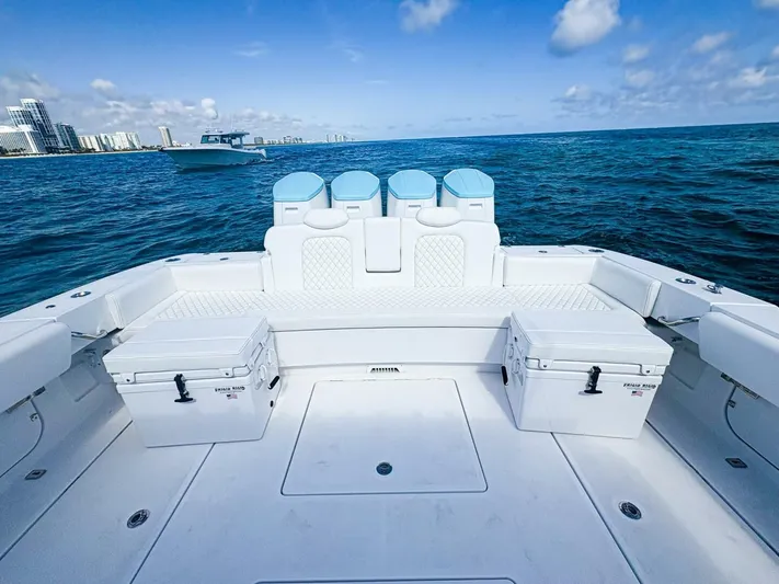  Yacht Photos Pics 2025 Hcb 53 Suenos Rxv - Image 7