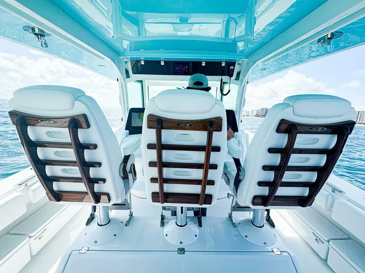  Yacht Photos Pics 2025 Hcb 53 Suenos Rxv - Image 16