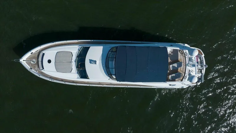 Vanguard Yacht Photos Pics 2005 Sunseeker 82 Yacht - Image 6