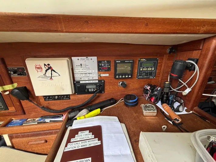 Pacific Seacraft Crealock 37 Yacht Photos Pics Control panel of a 1995 Pacific Seacraft Crealock 37 sailboat with navigation equipment.