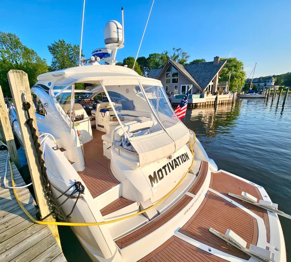 Motivation Yacht Photos Pics Transom Area