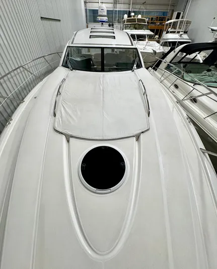 Motivation Yacht Photos Pics Bow Area / Sun Pad