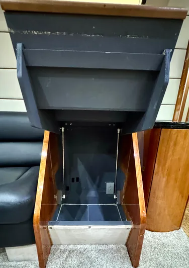 Motivation Yacht Photos Pics Storage Area