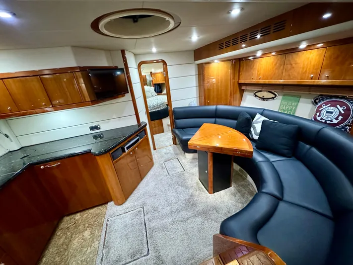 Motivation Yacht Photos Pics Upgraded Upholstery & Custom Furnishings