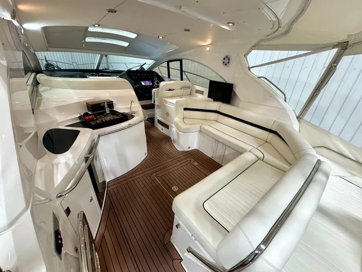 Motivation Yacht Photos Pics 