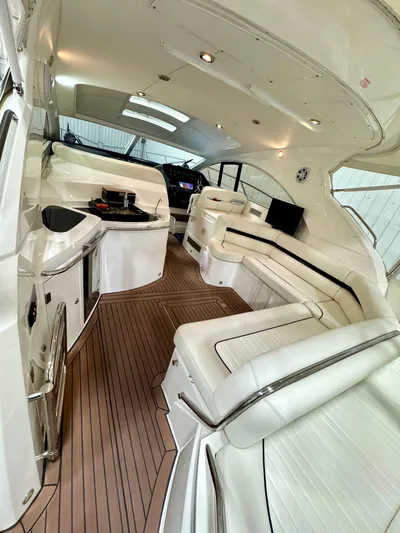 Motivation Yacht Photos Pics 