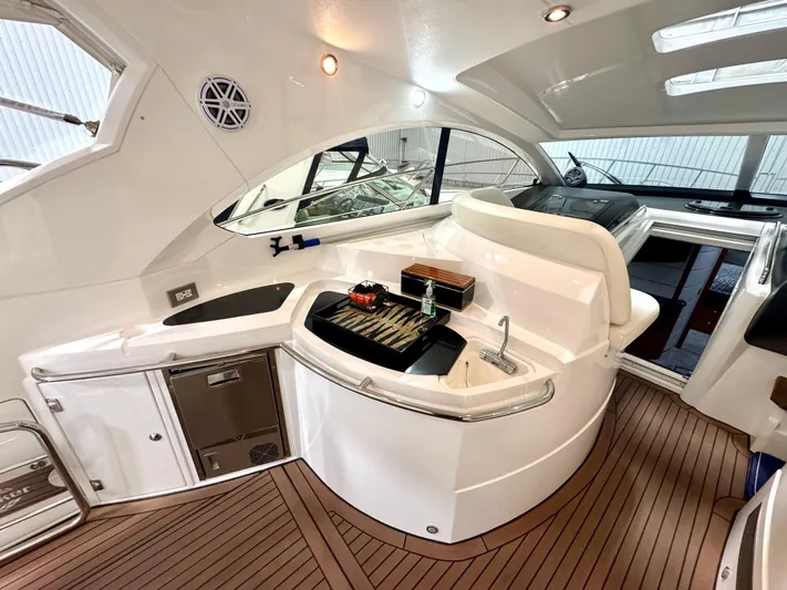 Motivation Yacht Photos Pics Cockpit Wet Bar