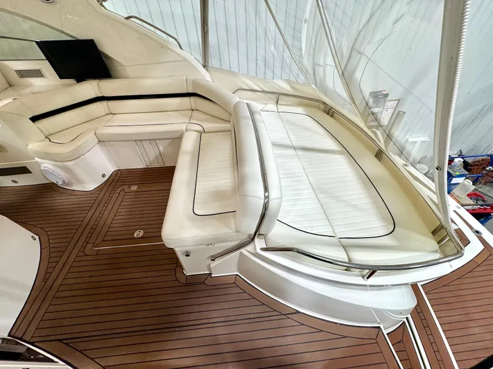 Motivation Yacht Photos Pics Cockpit Sun Pad