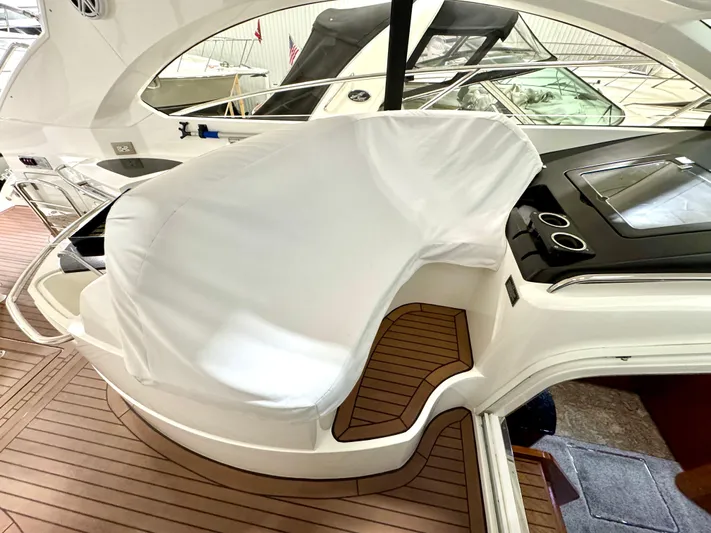 Motivation Yacht Photos Pics Cockpit Port Side - Covered