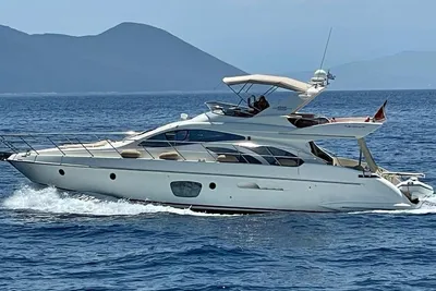 2010 Azimut 55E