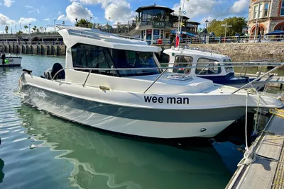 2022 Swordfish 690 Cruise