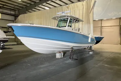 Boston Whaler 330 Outrage