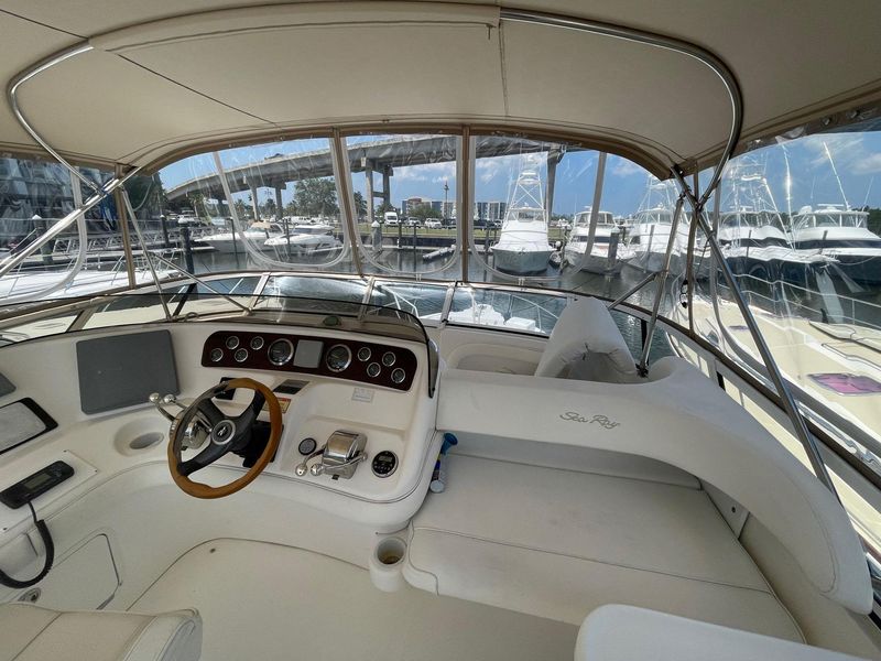 2002 Sea Ray 450 Express Bridge