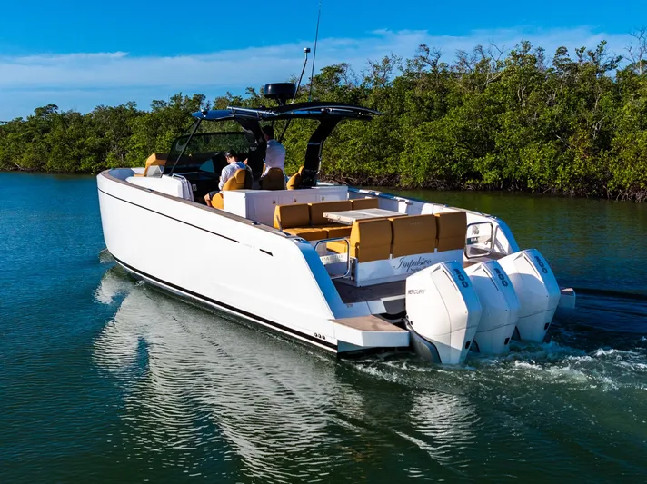 Impulso Yacht Photos Pics 