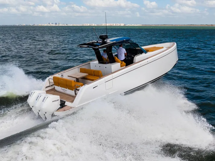 Impulso Yacht Photos Pics 