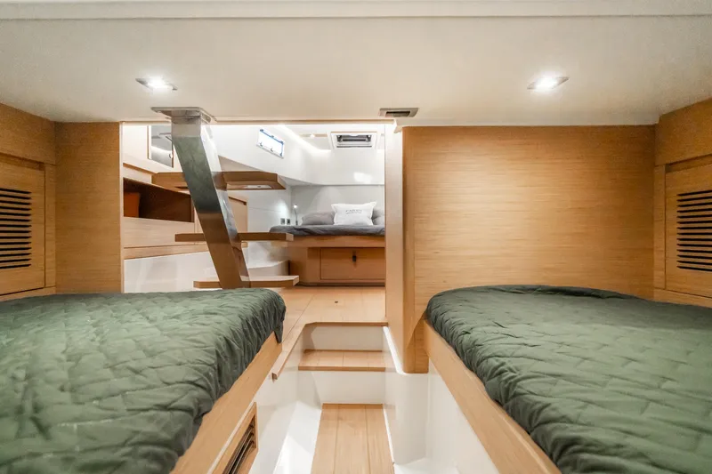 Impulso Yacht Photos Pics 