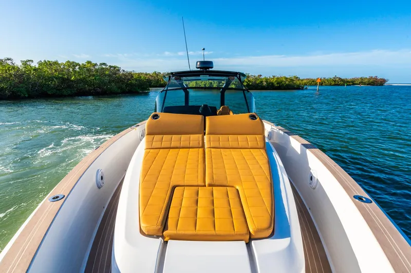 Impulso Yacht Photos Pics 