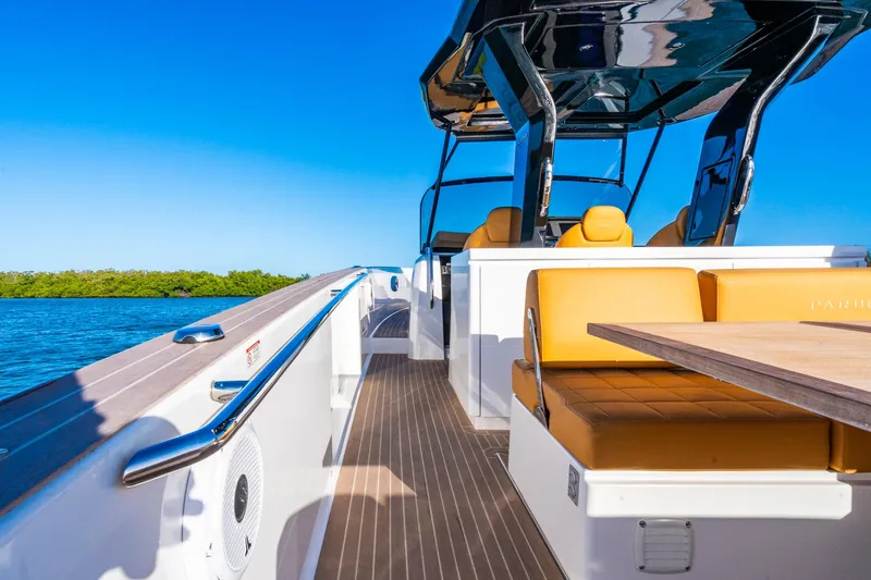 Impulso Yacht Photos Pics 