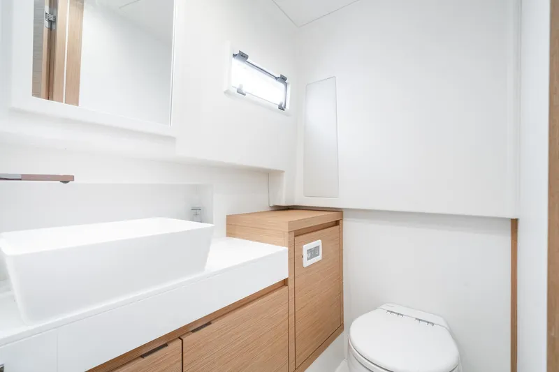 Impulso Yacht Photos Pics 