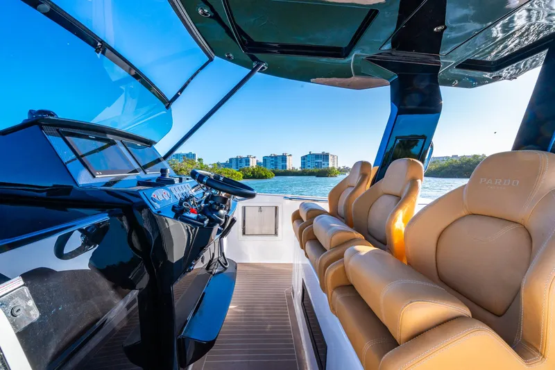 Impulso Yacht Photos Pics 