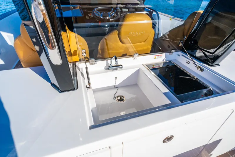 Impulso Yacht Photos Pics 