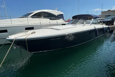 1999 Itama 38