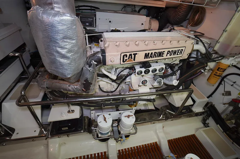 Defly Yacht Photos Pics 