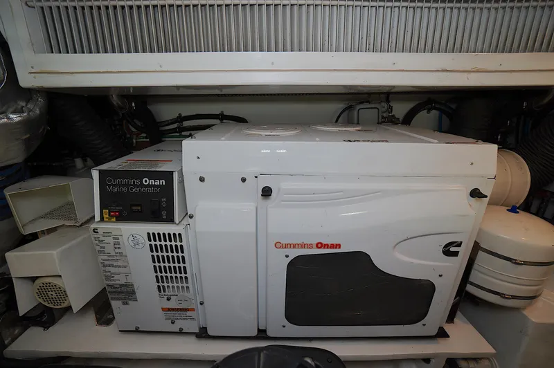 Defly Yacht Photos Pics 