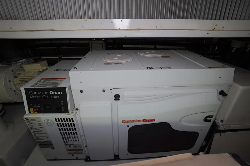 Defly Yacht Photos Pics 