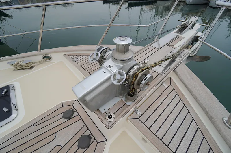 Defly Yacht Photos Pics 