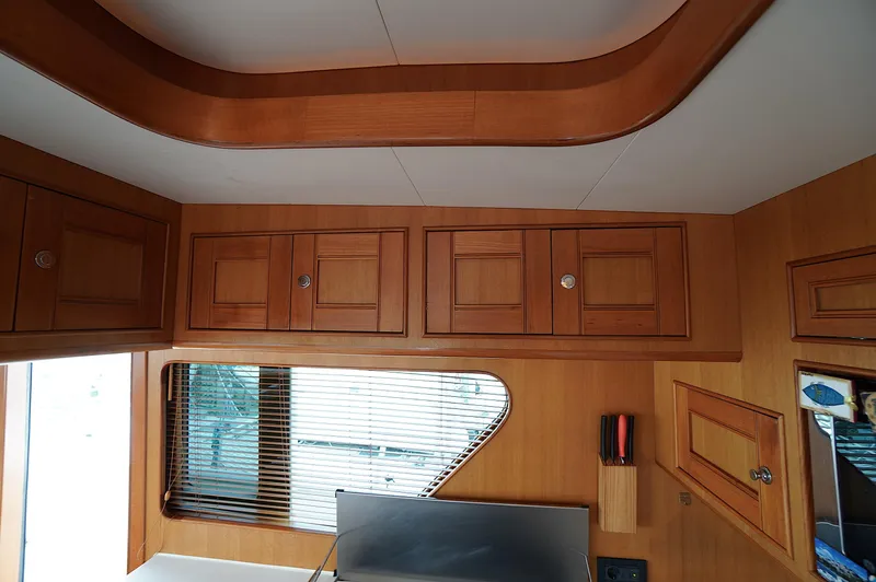 Defly Yacht Photos Pics 