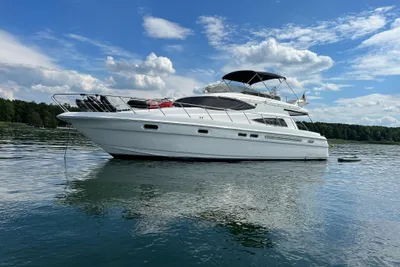 Sealine T52