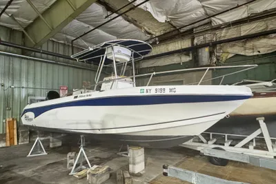 Carolina Skiff Sea Chaser 2400 Offshore