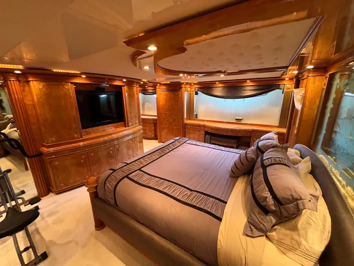 Endless Romance Yacht Photos Pics 