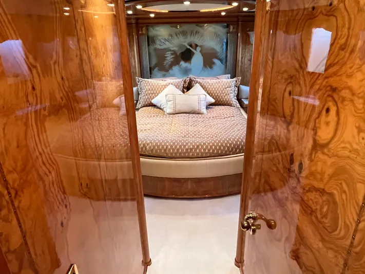 Endless Romance Yacht Photos Pics 