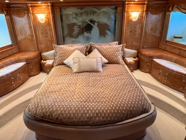 Endless Romance Yacht Photos Pics 