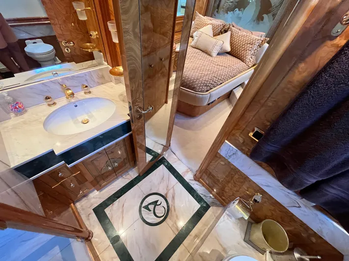 Endless Romance Yacht Photos Pics 