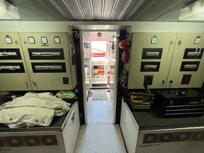 Endless Romance Yacht Photos Pics 