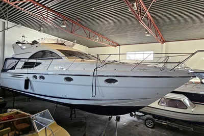 2005 Fairline Phantom 46
