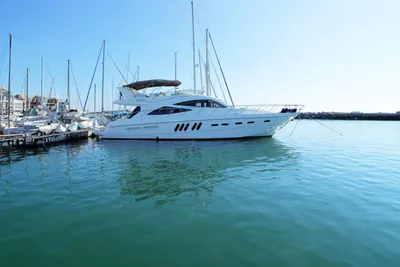2011 Sealine T60 AURA