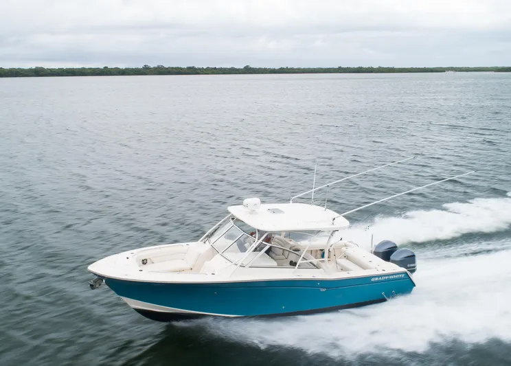 30 Grady White 2019 Yacht Photos Pics Grady White 30 - Exterior Profile