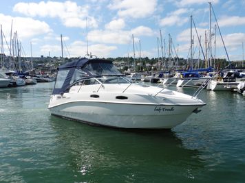 2005 Sealine S25