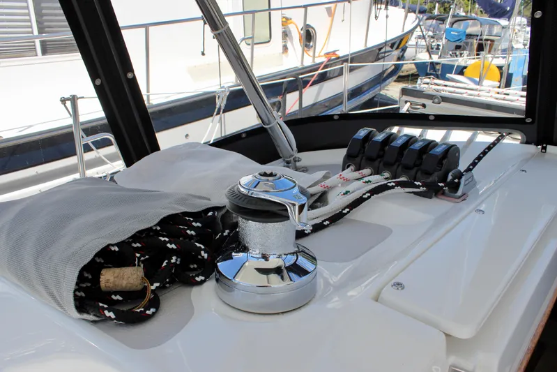 Vita E' Bella Yacht Photos Pics 