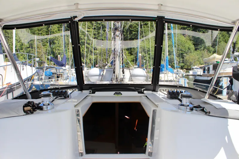 Vita E' Bella Yacht Photos Pics 