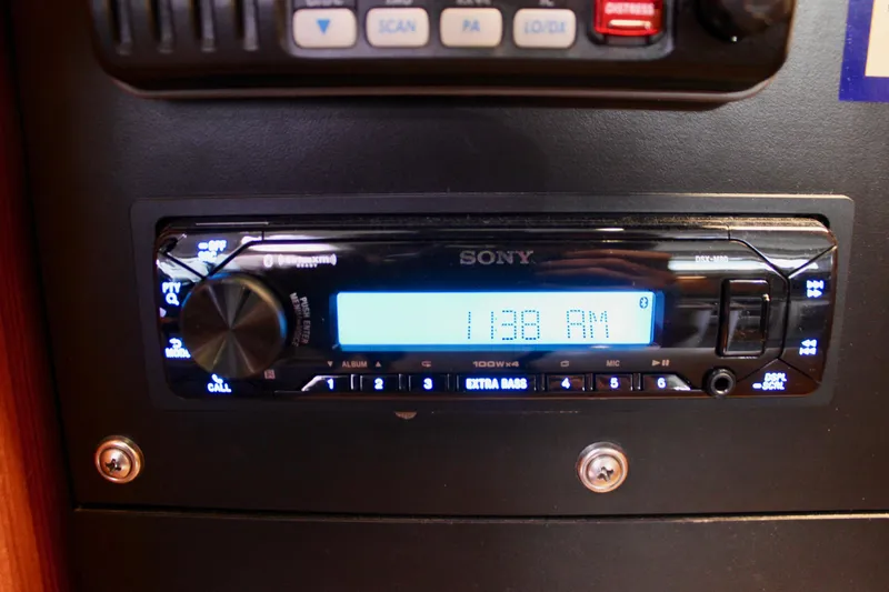 Vita E' Bella Yacht Photos Pics 