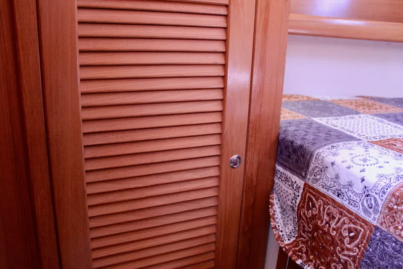 Vita E' Bella Yacht Photos Pics 