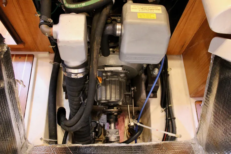 Vita E' Bella Yacht Photos Pics 