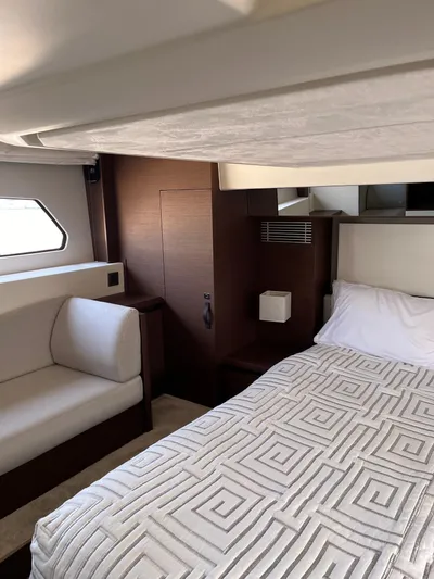 Simorgh Yacht Photos Pics 