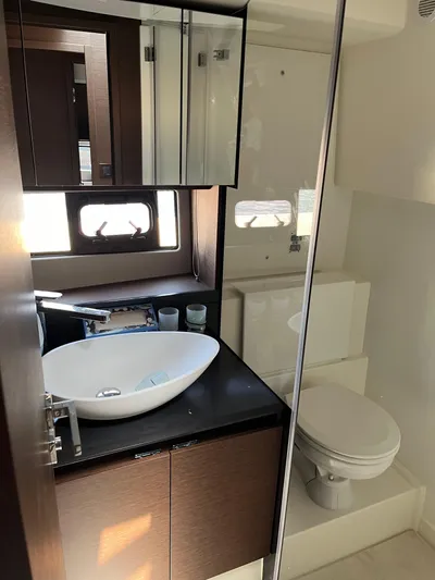 Simorgh Yacht Photos Pics 